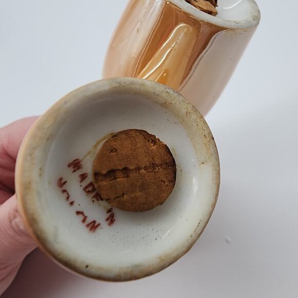 Noritake Deco Yellow Lusterware Bridesmaid Blue Flower Girl Salt & Pepper Shaker - Picture 8 of 8